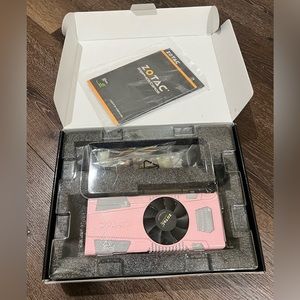 Zotac GTX 570 Amp edition 1.28 MB DDR5 320 BIT